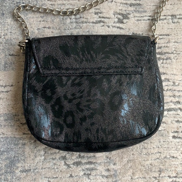 Crossbody - Picture 6 of 6